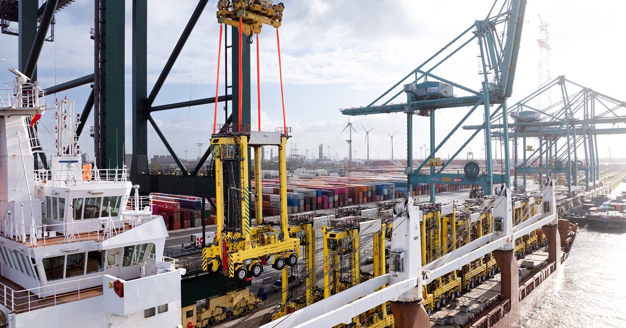 Kalmar delivers 18 hybrid straddle carriers to PSA Antwerp to boost efficiency and reduce emissions