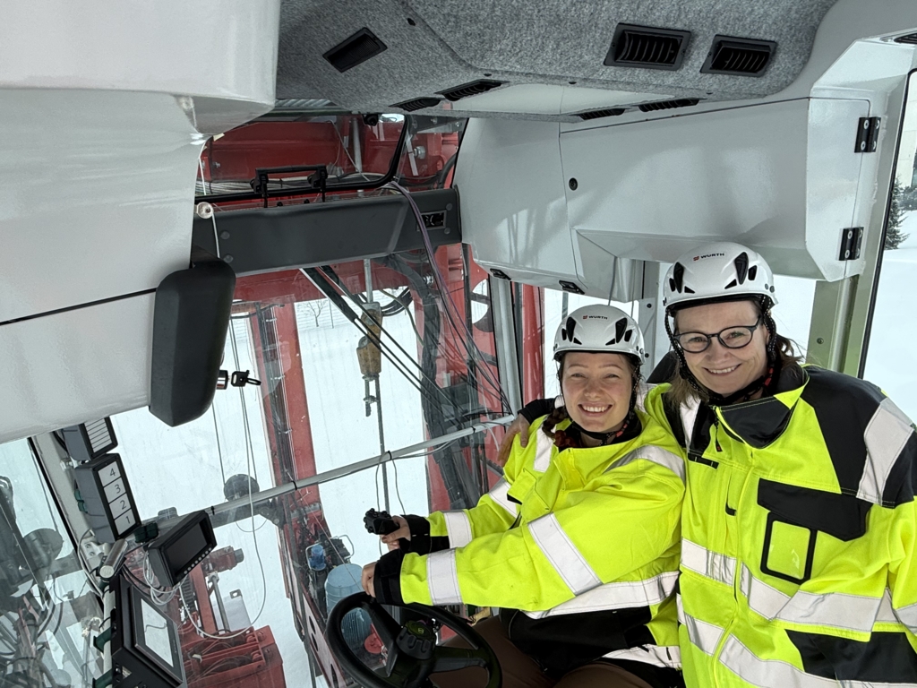 Linnea Harala ja Susanna Kiijärvi_Move2Green.jpeg Linnea Harala ja Susanna Kiijärvi_Move2Green.jpeg