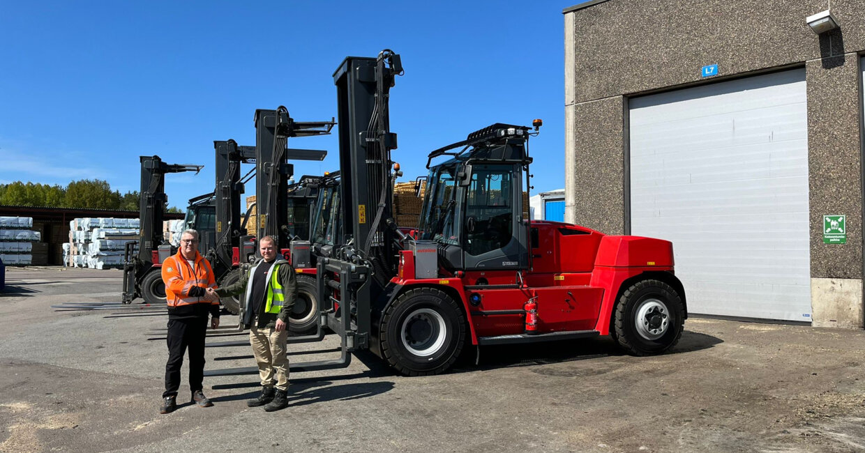 Rock-solid choice times ten: Finnish heavy equipment service opts for Kalmar forklifts again